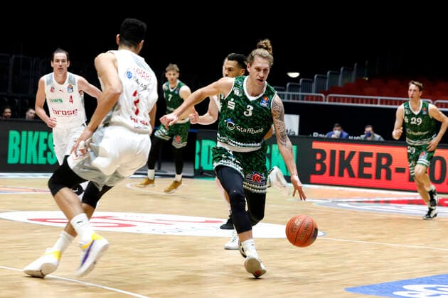18.12.2021, easyCredit Basketball Bundesliga, BBL, Saison 2021 2022, Herren, Chemnitz Niners - Brose Bamberg Malte Ziegenhagen, Niners Chemnitz Chemnitz Messe Chemnitz Sachsen Germany