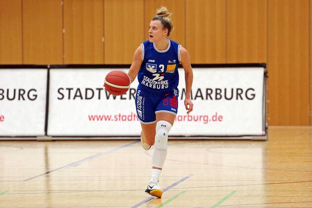 18.12.2021, xovx, Basketball Damen Bundesliga DBBL, BC pharmaserv Marburg - TSV 1880 Wasserburg Alexandra Wilke (BC pharmaserv Marburg), Freisteller Marburg Georg Gaßmann Halle Hessen Deutschland (DE)