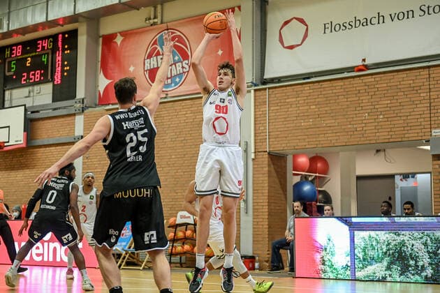 Barmer 2. Basketball Bundesliga ProB, Rheinstars Koeln vs. WWU Baskets Muenster, 18.12.2021 Jannis von Seckendorff (RheinStars Koeln 90), Barmer 2. Basketball Bundesliga ProB, Rheinstars Koeln vs. WWU Baskets Muenster am 18.12.2021 im ASV Koeln in Koeln (Nordrhein-Westfalen) Copyright: xBEAUTIFULxSPORTS Mueller-Laschetx