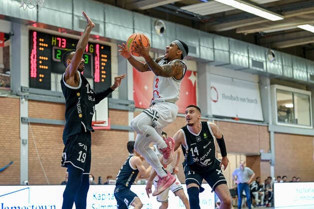 Barmer 2. Basketball Bundesliga ProB, Rheinstars Koeln vs. WWU Baskets Muenster, 18.12.2021 Vincent Lamont Golson Jr (RheinStars Koeln 2), Barmer 2. Basketball Bundesliga ProB, Rheinstars Koeln vs. WWU Baskets Muenster am 18.12.2021 im ASV Koeln in Koeln (Nordrhein-Westfalen) Copyright: xBEAUTIFULxSPORTS Mueller-Laschetx