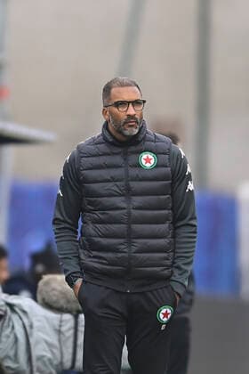 Habib Beye - entraineur (Red Star) FOOTBALL : Red Star vs as Monaco - 1 32e finale coupe de France - 19 12 2021 JBAutissier Panoramic 