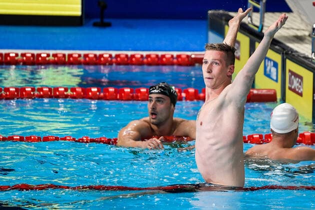 Bilder des Jahres 2021, Sport 12 Dezember Sport Themen der Woche KW51 Sport Bilder des Tages WELLBROCK Florian GER celebrating WR Gold Medal 1500m Freestyle Men Final Abu Dhabi - United Arab Emirates 21 12 2021 Etihad Arena FINA World Swimming Championships (25m) Photo Andrea Staccioli Deepbluemedia Insidefoto andreaXstaccioli