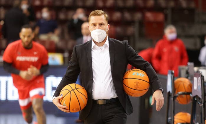 Ludwigsburg , Basketball Champions League MHP Riesen Ludwigsburg vs BC Prometey , Lars Masell ( Co-Trainer Riesen )