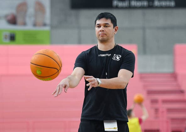 Basketball 2. Bundesliga 2020 2021 Tigers Tuebingen 22.12.2021 Training der Tigers Tuebingen in der Paul Horn Arena: Trainer Daniel Jansson