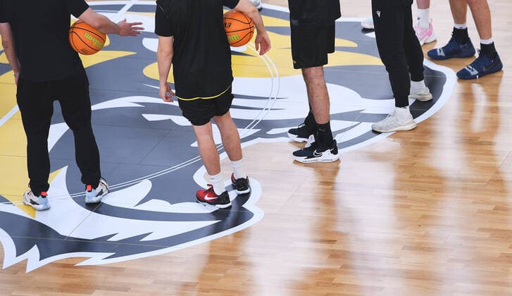 Basketball 2. Bundesliga 2020 2021 Tigers Tuebingen 22.12.2021 Training der Tigers Tuebingen in der Paul Horn Arena auf neuem Parkett