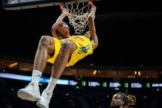 Basketball Berlin 22.12.2021 Saison 2021 2022 Euroleague Regular Season Alba Berlin - AS Monaco Louis Olinde (Alba Berlin, No.19)