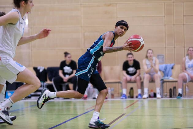 1. Basketball Bundesliga Damen Capitol Bascats Düsseldorf gegen Eisvögel USC Freiburg, 22.12.2021 Hanna Little ( 11 Eisvoegel USC Freiburg); 1. Basketball Bundesliga Damen Capitol Bascats Düsseldorf gegen Eisvögel USC Freiburg am 22.12.2021, Duesseldorf. Copyright: xBEAUTIFULxSPORTS KennyxBeelex