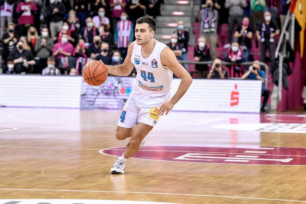 easyCredit BBL, Telekom Baskets Bonn vs. Syntainics MBC , 26.12.2021 Nikolai Rebic (Syntainics MBC 44), easyCredit BBL, Telekom Baskets Bonn vs. Syntainics MBC am 26.12.2021 im Telekom Dome Bonn, Bonn (Nordrhein-Westfalen) Copyright: xBEAUTIFULxSPORTS Mueller-Laschetx