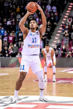 easyCredit BBL, Telekom Baskets Bonn vs. Syntainics MBC , 26.12.2021 Kostja Mushidi (Syntainics MBC 11), easyCredit BBL, Telekom Baskets Bonn vs. Syntainics MBC am 26.12.2021 im Telekom Dome Bonn, Bonn (Nordrhein-Westfalen) Copyright: xBEAUTIFULxSPORTS Mueller-Laschetx