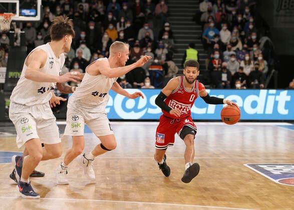 ( Towers ) Basketball Herren Bundesliga am So. 26.12.2021 Hamburg Towers - Giessen 46 ers