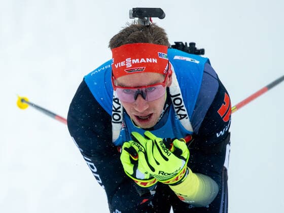 Johannes KUEHN (KÜHN) (GER, WSV Reit im Winkl). Biathlon, IBU Weltcup, 12,5 km Verfolgung der Maenner, am 11.12.2021 in Hochfilzen, Oesterreich. Quelle Copyright Credit : Oryk HAIST