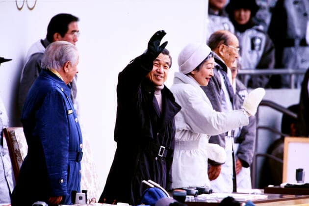 TENO Kaiser von Japan mit seiner Frau bei der Eroeffnungsfeier NAGANO 1998 OPENING CEREMONIE Nagano Olympische Winterspiele 1998 in Nagano Japan vom 07. - 22. 02 1998 am 07.02.1998 in Nagano *** TENO Emperor of Japan with his wife at the opening ceremony NAGANO 1998 OPENING CEREMONY Nagano Olympic Winter Games 1998 in Nagano Japan from 07 22 02 1998 on 07 02 1998 in Nagano