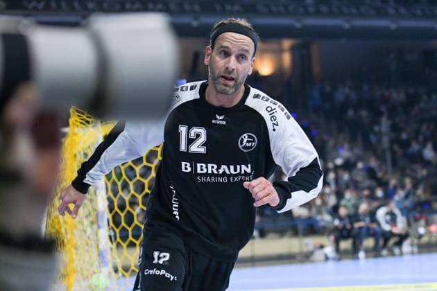 Sport Bilder des Tages 27.12.2021, xlakx, Handball Bundesliga, Fuechse Berlin - MT Melsungen emspor, v.l.Silvio Heinevetter (MT Melsungen No.12) Berlin