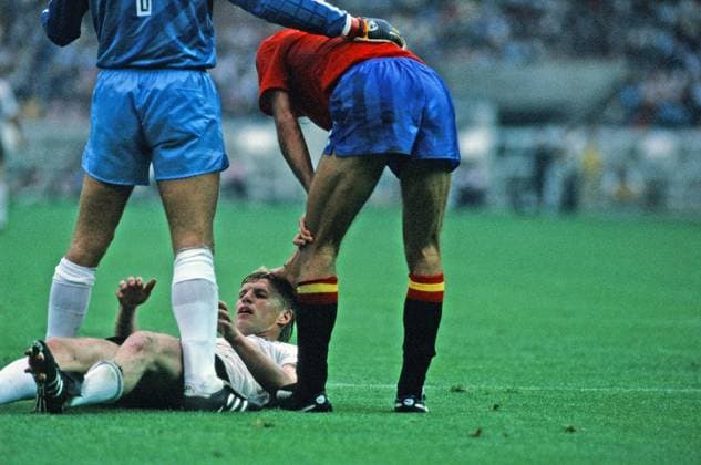 20.06.84 Spanien - Deutschland Frankreich, Paris, 20.06.1984, Fussball, UEFA, EM Europameisterschaft 1984 in Frankreich, Spanien - DFB Deutschland (1:0): Bernd Förster (Deutschland).