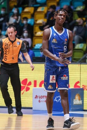 Badio Brancou,(Fraport Skyliners, 8), , GER,Basketball, BBL, Fraport Skyliners gegen Niners Chemnitz,27.12.2021, Frankfurt Copyright: xEibner-Pressefoto UlrichxScherbaumx EP_usm
