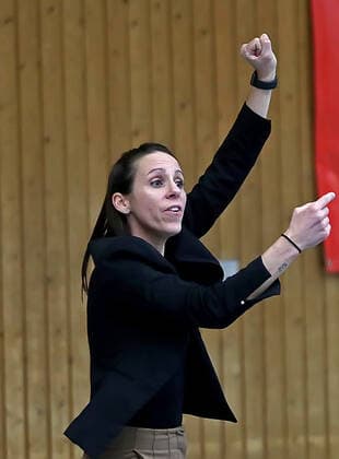 GSD zje123 Basketball Bundesliga Frauen Medical Instinct Veilchen BG74 - TK Hannover Luchse Hannovers Trainerin Sidney Parsons