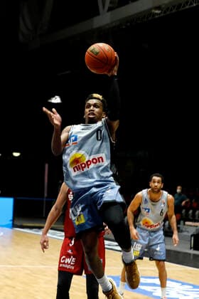 30.12.2021, easyCredit Basketball Bundesliga, BBL, Saison 2021 2022, Herren, Chemnitz Niners - HAKRO Merlins Crailsheim T. J. Shorts, HAKRO Merlins Crailsheim Chemnitz Messe Chemnitz Sachsen Germany