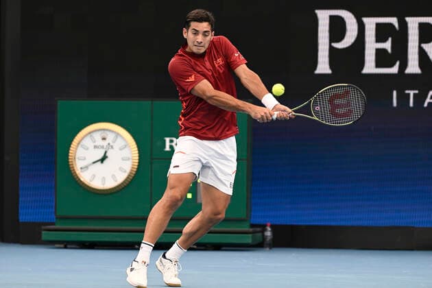 1st January 2022; Ken Rosewall Arena, Sydney, New South Wales, Australia; ATP, Tennis Herren Cup Australia, Sydney, Day 1 Chile versus Spain; Cristian Garin of Chile returns service to Roberto Bautista Agut of Spain  ActionPlus12351899 NigelxOwen