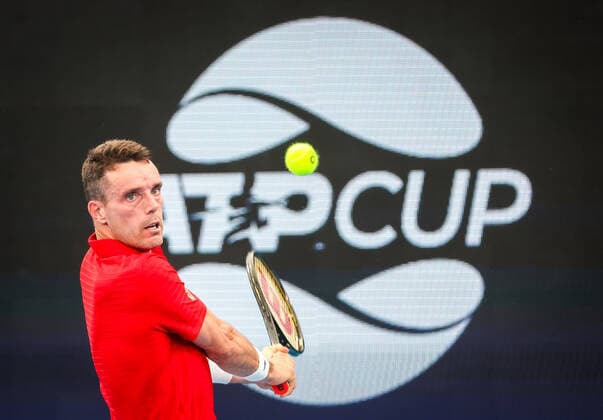 Sport Bilder des Tages TENNIS ATP, Tennis Herren CUP, Roberto Bautista Agut of Team Spain prepares to hit a shot during his match against Cristian Garin of Team Chile during Day 1 of the ATP Cup tournament at Ken Rosewall Arena in Sydney, Saturday, January 1, 2022. ( NO ARCHIVING, EDITORIAL USE ONLY, NO USE IN BOOKS WITHOUT CONSENT SYDNEY NSW AUSTRALIA  Copyright: xDAVIDxGRAYx 20220101001610095337