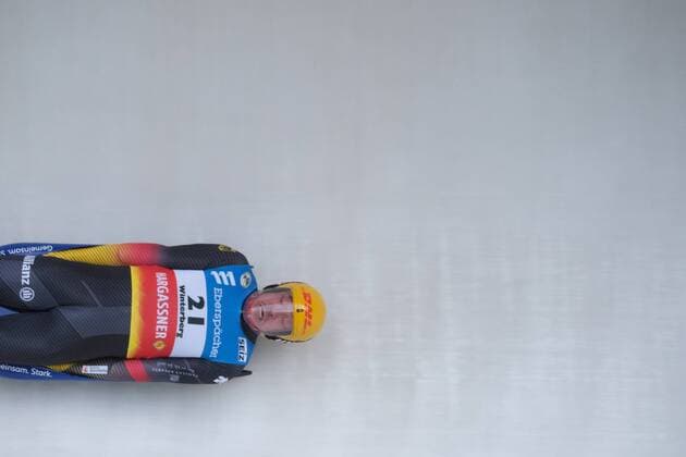 Bilder des Jahres 2022, Sport 01 Januar Sport Themen der Woche KW52 Sport Bilder des Tages 01.01.2022 Winterberg, VELTINS-EISARENA EBERSPÄCHER RENNRODEL WELTCUP Männer Auf der Bahn Felix Loch (GER) *** 01 01 2022 Winterberg, VELTINS EISARENA EBERSPÄCHER RENNRODEL WELTCUP Men On the track Felix Loch GER