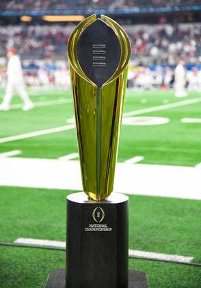 December 31, 2021: The National Championship trophy sits on the sideline during the Cotton Bowl Classic Football Game between the University of Cincinnati Bearcats and the University of Alabama Crimson Tide at AT&T Stadium in Arlington, TX Alabama defeated Cincinnati 27-6 CSM Dallas USA - ZUMAcp2_ 20211231_zaf_cp2_050 Copyright: xAlbertxPenax