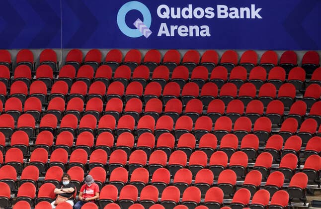 TENNIS ATP, Tennis Herren CUP, Members of the crowd sit in the stands as they watch Taylor Fritz of Team USA play against against Felix Auger-Aliassime of Team Canada on day 2 of the ATP Cup tennis tournament at Qudos Arena in Sydney, Sunday, January 2, 2022. ( NO ARCHIVING, EDITORIAL USE ONLY, NO USE IN BOOKS WITHOUT CONSENT SYDNEY NSW AUSTRALIA  Copyright: xDAVIDxGRAYx 20220102001610283017
