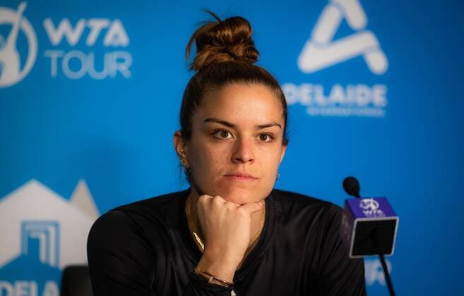 Mandatory Credit: Photo by Rob Prange Shutterstock (12683187bh) Maria Sakkari of Greece talks to the media ahead of the 2022 Adelaide International WTA, Tennis Damen 500 tennis tournament Adelaide International, Tennis, Memorial Drive Tennis Centre, Adelaide, Australia - 02 Jan 2022 Adelaide International, Tennis, Memorial Drive Tennis Centre, Adelaide, Australia - 02 Jan 2022  Copyright: xRobxPrange Shutterstockx 12683187bh