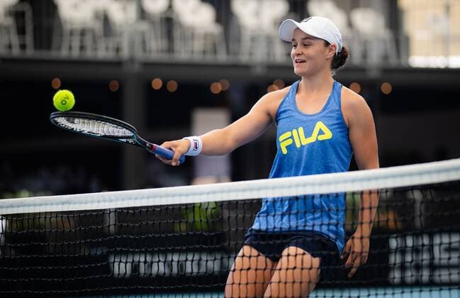 Mandatory Credit: Photo by Rob Prange Shutterstock (12683187cq) Ashleigh Barty of Australia during practice ahead of the 2022 Adelaide International WTA, Tennis Damen 500 tennis tournament Adelaide International, Tennis, Memorial Drive Tennis Centre, Adelaide, Australia - 02 Jan 2022 Adelaide International, Tennis, Memorial Drive Tennis Centre, Adelaide, Australia - 02 Jan 2022  Copyright: xRobxPrange Shutterstockx 12683187cq