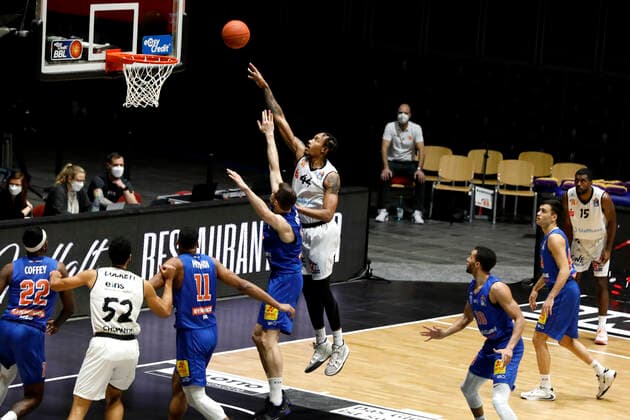 02.01.2022, easyCredit Basketball Bundesliga, BBL, Saison 2021 2022, Herren, Chemnitz Niners - Syntainics MBC Darion Atkins, Niners Chemnitz Chemnitz Messe Chemnitz Sachsen Germany