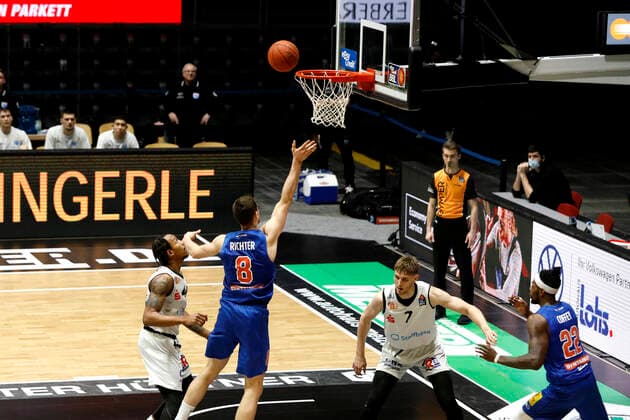 02.01.2022, easyCredit Basketball Bundesliga, BBL, Saison 2021 2022, Herren, Chemnitz Niners - Syntainics MBC Johannes Richter, Syntainics MBC Chemnitz Messe Chemnitz Sachsen Germany