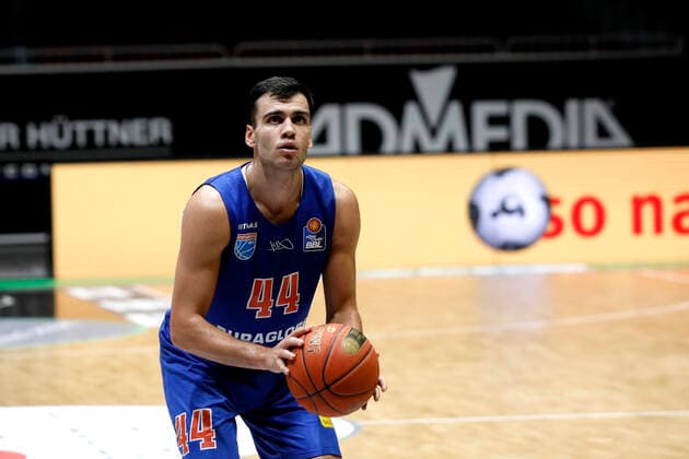 02.01.2022, easyCredit Basketball Bundesliga, BBL, Saison 2021 2022, Herren, Chemnitz Niners - Syntainics MBC Nikola Rebic, Syntainics MBC Chemnitz Messe Chemnitz Sachsen Germany