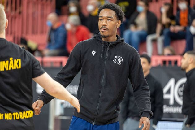 Isaiah Crawley (Tigers Tuebingen, 53) ¨¨Tigers Tuebingen vs. Roemerstrom Gladiators Trier, 2. Basketball, Bundesliga, Pro A, Barmer 2 Basketball, Spieltag 17, Spielzeit 2021 2022, 02.01.2022, ¨¨ Tigers Tuebingen - Roemerstrom Gladiators Trier, Basketball, 2. Bundesliga, Barmer 2 Basketball, Spieltag 17, Spielzeit 2021 2022, 02.01.2022 Tuebingen Copyright: xNinaxSander xEibnerxPressefotoxIx EP_NSR