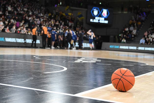 Basketball I Herren I Saison 2021-2022 I Bundesliga I 13. Spieltag I Hamburg Towers - ALBA Berlin I 02.01.2022 Austeit Hamburg edel-optics.de Arena Hamburg Deutschland Copyright: xLobeca AndreasxHannigx