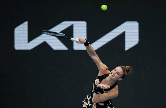 TENNIS ADELAIDE INTERNATIONAL, Maria Sakkari (GRE) in her match against Tamara Zidansek (SLO) during Day 1 of the the Adelaide International Tennis Tournament, at Memorial Drive, in Adelaide, Monday, January 3, 2022. ( NO ARCHIVING, EDITORIAL USE ONLY, NO USE IN BOOKS WITHOUT CONSENT ADELAIDE SA AUSTRALIA  Copyright: xMATTxTURNERx 20220103001610465066