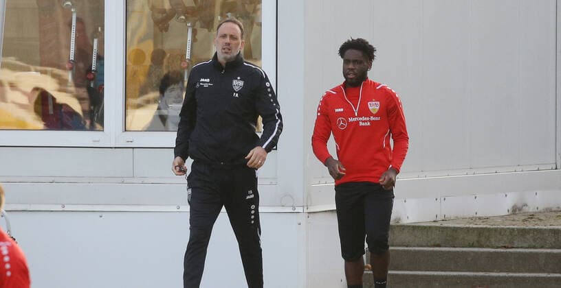 Stuttgart , Fußball Training VfB Stuttgart , von links: Trainer Pellegrino Matarazzo Orel Mangala