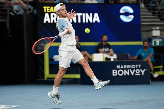 3rd January 2022: Ken Rosewall Arena, Sydney Olympic Park, Sydney, Australia; ATP, Tennis Herren Cup tennis tournament, Day 3 Greece versus Argentina; Diego Schwartzman of Team Argentina hits a forehand to Stefanos Tsitsipas of Team Greece  ActionPlus12352896 NigelxOwen