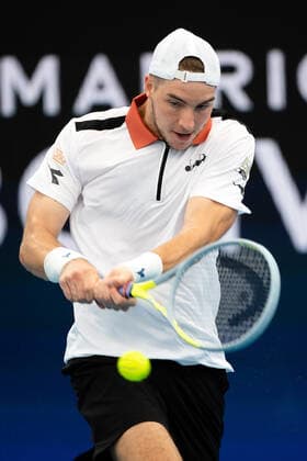 SYDNEY, AUSTRALIA - JANUARY 04: Jan-Lennard Struff of Germany plays a backhand during the ATP, Tennis Herren Cup Tennis match between Jan-Lennard Struff of Germany and John Isner of USA at Ken Rosewall Arena on January 04, 2022 in Sydney, Australia. (Photo by Steven Markham Icon Sportswire) TENNIS: JAN 04 ATP Cup Sydney Icon2201040010