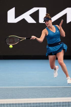 ADELAIDE, AUSTRALIA - JANUARY 04: Elina Svitolina of Ukraine plays a forehand during the WTA, Tennis Damen singles match between Elina Svitolina of Ukraine and Anastasia Gasanova of Russia on day two of the Adelaide International tennis tournament at Memorial Drive on January 04, 2022 in Adelaide, Australia. (Photo by Peter Mundy Speed Media Icon Sportswire) TENNIS: JAN 04 - Adelaide International Icon220104031