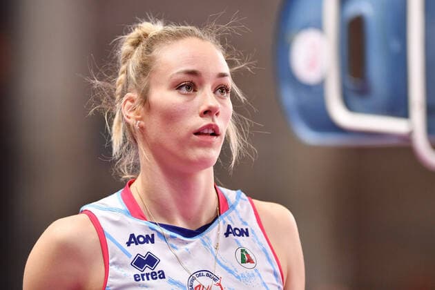 Savino Del Bene Scandicci v Unet E-Work Busto Arsizio - Women Italian Cup Louisa Lippmann (Savino Del Bene Scandicci) during the Volleyball Italian Women Cup Savino Del Bene Scandicci vs Unet E-Work Busto Arsizio on January 03, 2022 at the PalaRialdoli in Scandicci, Italy Scandicci Italy  Copyright: xLisaxGuglielmix originalFilename:livemedia-savinode220103_npSGi.jpg