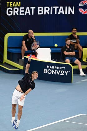 4th January 2022: Ken Rosewall Arena, Sydney Olympic Park, Sydney, Australia; ATP, Tennis Herren Cup tennis tournament, Day 4 Canada versus Great Britain; Daniel Evans of Team Great Britain serves to Denis Shapovalov of Team Canada  ActionPlus12353126 NigelxOwen