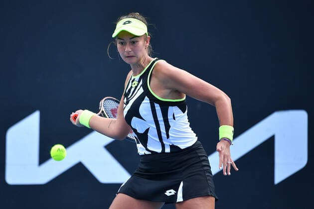 TENNIS MELBOURNE SUMMER SET, Lesley Pattinama Kerkhove of the Netherlands in action during their match against Seone Mendez of Australia on Day 3 of the Melbourne Summer Set tennis tournament at Melbourne Park in Melbourne, Wednesday, January 5, 2022. ( NO ARCHIVING, EDITORIAL USE ONLY, NO USE IN BOOKS WITHOUT CONSENT MELBOURNE VIC AUSTRALIA  Copyright: xJAMESxROSSx 0146944573st