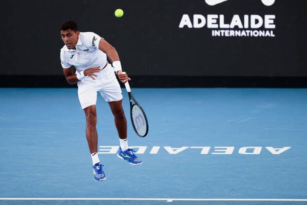 ADELAIDE, AUSTRALIA - JANUARY 05: Thiago Monteiro of Brazil serves the ball during the ATP, Tennis Herren singles match between Thiago Monteiro of Brazil and Marin Cilic of Croatia on day three of the Adelaide International tennis tournament at Memorial Drive on January 05, 2022 in Adelaide, Australia. (Photo by Peter Mundy Speed Media Icon Sportswire) TENNIS: JAN 05 Adelaide International Icon220105183
