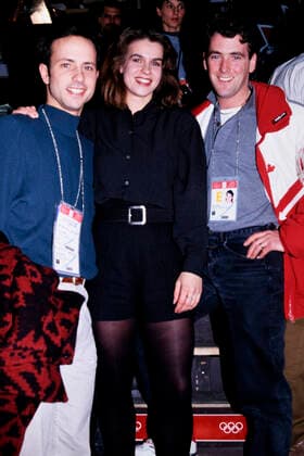 WITT Katarina Olympiasiegerin als TV Fernsehen Kommentatorin auf der Pressetribuehne mit Olympiasieger BOITANO Brian und B.Orser am 17. 02.1992 in Albertville Olympische Winterspiele in Albertville 1992 *** WITT Katarina Olympic Champion as TV commentator on the press stand with Olympic Champion BOITANO Brian and B Orser on 17 02 1992 in Albertville Olympic Winter Games in Albertville 1992