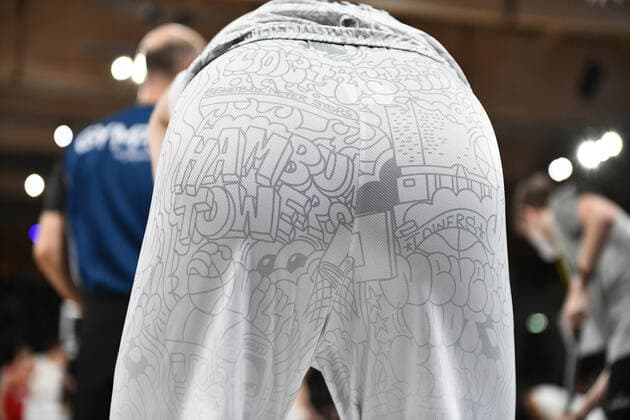 Basketball I Herren I Saison 2021-2022 I Bundesliga I 12. Spieltag I Hamburg Towers - brose bamberg I 05.01.2022 Justus Hollatz ( 21, Point Guard, Hamburg Towers) Hamburg edel-optics.de Arena Hamburg Deutschland Copyright: xLobeca AndreasxHannigx