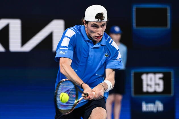 TENNIS ATP, Tennis Herren CUP, Ugo Humbert of Team France of Team France during his match against Alex de Minaur of Team Australia on Day 6 of the ATP Cup tennis tournament at the Ken Rosewall Arena in Sydney, Thursday, January 6, 2022. ( NO ARCHIVING, EDITORIAL USE ONLY, NO USE IN BOOKS WITHOUT CONSENT SYDNEY NSW AUSTRALIA  Copyright: xJAMESxGOURLEYx 20220106001611200156