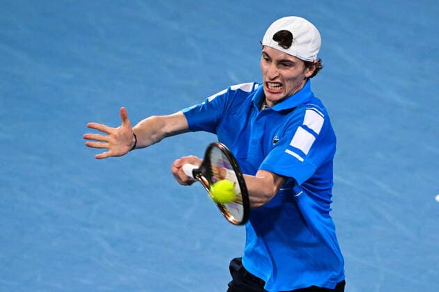 TENNIS ATP, Tennis Herren CUP, Ugo Humbert of Team France during his match against Alex de Minaur of Team Australia on Day 6 of the ATP Cup tennis tournament at the Ken Rosewall Arena in Sydney, Thursday, January 6, 2022. ( NO ARCHIVING, EDITORIAL USE ONLY, NO USE IN BOOKS WITHOUT CONSENT SYDNEY NSW AUSTRALIA  Copyright: xJAMESxGOURLEYx 20220106001611205439