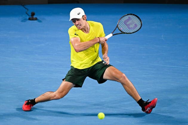 TENNIS ATP, Tennis Herren CUP, Alex de Minaur of Team Australia in action during his match against Ugo Humbert of Team France on Day 6 of the ATP Cup tennis tournament at the Ken Rosewall Arena in Sydney, Thursday, January 6, 2022. ( NO ARCHIVING, EDITORIAL USE ONLY, NO USE IN BOOKS WITHOUT CONSENT SYDNEY NSW AUSTRALIA  Copyright: xJAMESxGOURLEYx 20220106001611205548