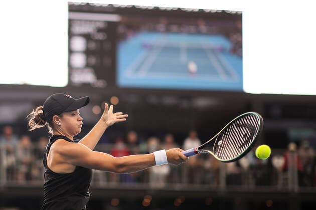 TENNIS ADELAIDE INTERNATIONAL, Ash Barty of Australia during her match against Sofia Kenin of the USA on Day 5 of the the Adelaide International Tennis Tournament, at Memorial Drive, in Adelaide, Friday, January 7, 2022. ( NO ARCHIVING, EDITORIAL USE ONLY, NO USE IN BOOKS WITHOUT CONSENT ADELAIDE SA AUSTRALIA  Copyright: xMATTxTURNERx 20220107001611430352