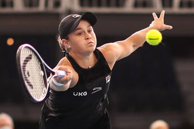 TENNIS ADELAIDE INTERNATIONAL, Ash Barty of Australia during her match against Sofia Kenin of the USA on Day 5 of the the Adelaide International Tennis Tournament, at Memorial Drive, in Adelaide, Friday, January 7, 2022. ( NO ARCHIVING, EDITORIAL USE ONLY, NO USE IN BOOKS WITHOUT CONSENT ADELAIDE SA AUSTRALIA  Copyright: xMATTxTURNERx 20220107001611430380