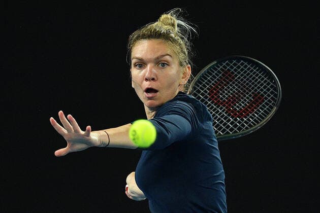 TENNIS MELBOURNE SUMMER SET, Simona Halep of Romania in action during their match against Viktorija Golubic of Switzerland on Day 5 of the Melbourne Summer Set tennis tournament at Melbourne Park in Melbourne, Friday, January 7, 2022. ( NO ARCHIVING, EDITORIAL USE ONLY, NO USE IN BOOKS WITHOUT CONSENT MELBOURNE VIC AUSTRALIA  Copyright: xJAMESxROSSx 0146966067st